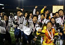 hs-060110-2001.jpg